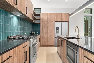 219 Lessin Lane #Unit 6, Austin, TX 78704 - Photo 2
