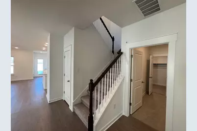 408 Quail Convey Drive, Jarrell, TX 76537 - Photo 14