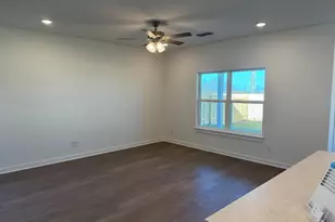 408 Quail Convey Dr, Jarrell, TX 76537 - Photo 6