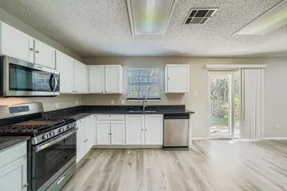 2100 Coachlamp Drive, Cedar Park, TX 78613 - Photo 12