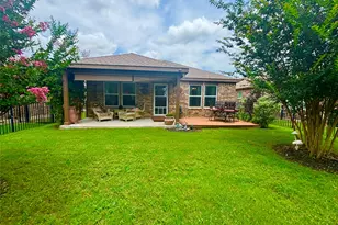 437 Holiday Creek Ln Ln, Georgetown, TX 78633 - Photo 2
