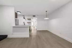 505 W 7th St, Austin, TX 78701 - Photo 6