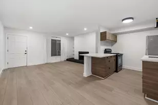 505 W 7th St, Austin, TX 78701 - Photo 14