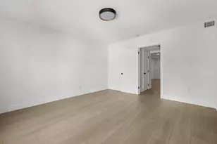 505 W 7th St, Austin, TX 78701 - Photo 18