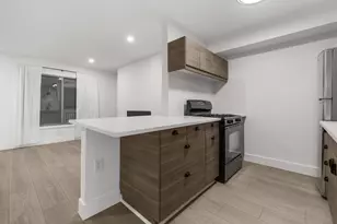 505 W 7th St, Austin, TX 78701 - Photo 8