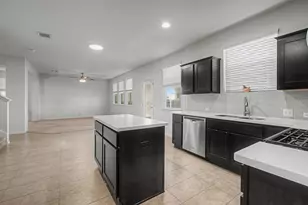 109 White Sage Ln, Liberty Hill, TX 78642 - Photo 10