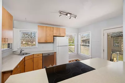 1300 Harriet Court, Austin, TX 78756 - Photo 18