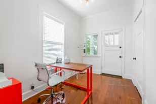 1159 Navasota St, Austin, TX 78702 - Photo 2