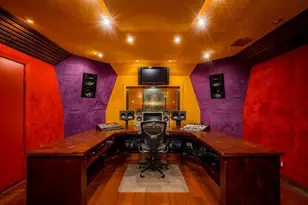 1159 Navasota St, Austin, TX 78702 - Photo 24