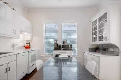 1159 Navasota St, Austin, TX 78702 - Photo 6