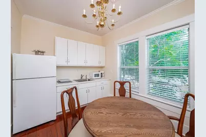 1159 Navasota St, Austin, TX 78702 - Photo 10