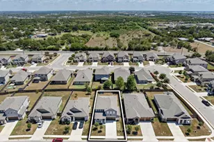 120 Kennicott Dr, Kyle, TX 78640 - Photo 32