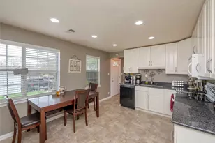 11004 Elm St, Jonestown, TX 78645 - Photo 4