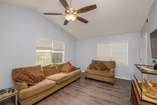 11004 Elm St, Jonestown, TX 78645 - Photo 6