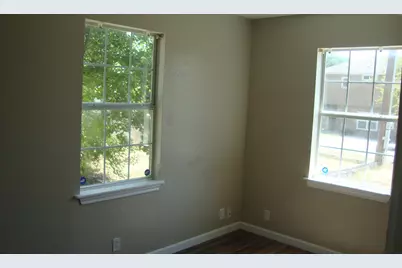 11004 Elm Street, Jonestown, TX 78645 - Photo 4