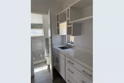 404 Lee Street, Smithville, TX 78957 - Photo 16