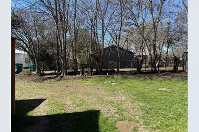 404 Lee Street, Smithville, TX 78957 - Photo 20