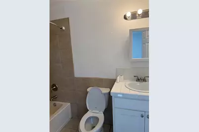 404 Lee Street, Smithville, TX 78957 - Photo 12