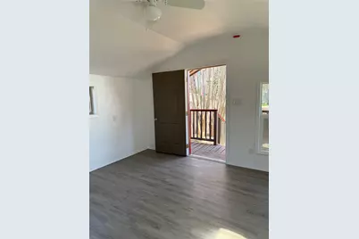 404 Lee Street, Smithville, TX 78957 - Photo 14