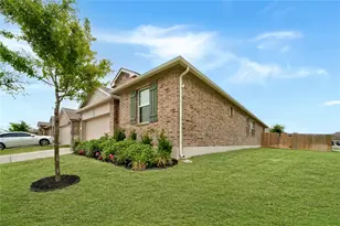 141 Medinah Ln, San Marcos, TX 78666 - Photo 4