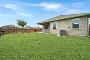 141 Medinah Ln, San Marcos, TX 78666 - Photo 32