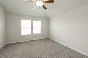 1014 Round Bale Rd, Hutto, TX 78634 - Photo 8