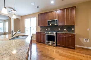 14305 Broadwinged Hawk Dr, Austin, TX 78738 - Photo 4