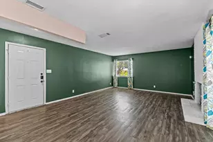 9011 Quail Valley Dr, Austin, TX 78758 - Photo 10