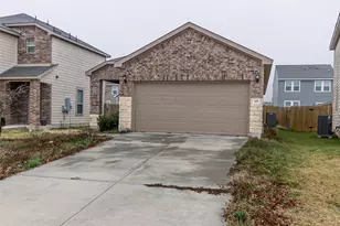 145 Miracle Dr, Jarrell, TX 76537 - Photo 2