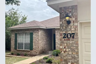 207 Kates Way, Hutto, TX 78634 - Photo 2