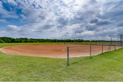 600 Gina Drive, Kyle, TX 78640 - Photo 36