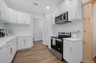 602 E 6th St, Cameron, TX 76520 - Photo 20