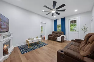 602 E 6th St, Cameron, TX 76520 - Photo 8