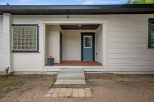 602 E 6th St, Cameron, TX 76520 - Photo 34