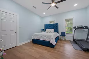 602 E 6th St, Cameron, TX 76520 - Photo 28