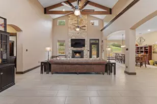 20117 Moon Dance Ln, Spicewood, TX 78669 - Photo 6