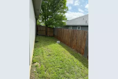 213 Spring Branch Drive, Kyle, TX 78640 - Photo 16
