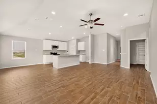 3704 Allegiance Ave, Lago Vista, TX 78645 - Photo 8
