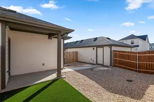 2517 Violet Theo Ln, Round Rock, TX 78665 - Photo 32