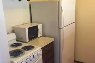 630 Maiden Ln, Austin, TX 78705 - Photo 6