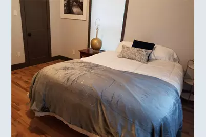 410 E Milam Avenue, Round Rock, TX 78664 - Photo 16