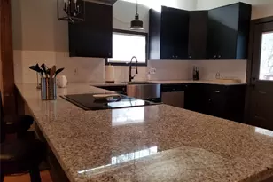410 E Milam Ave, Round Rock, TX 78664 - Photo 8