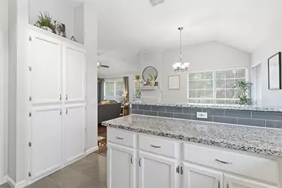 2922 Wickersham Lane, Austin, TX 78741 - Photo 14