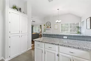2922 Wickersham Ln, Austin, TX 78741 - Photo 14