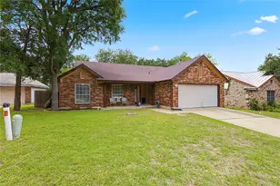 2922 Wickersham Ln, Austin, TX 78741 - Photo 4