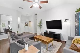 2922 Wickersham Ln, Austin, TX 78741 - Photo 6