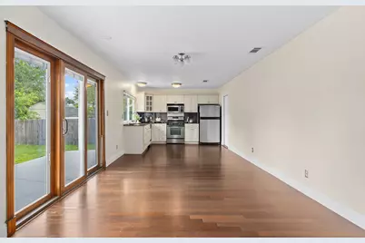 11707 Shoshone Drive, Austin, TX 78759 - Photo 10