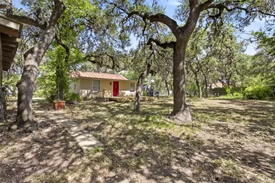 606 Harmons Way, San Marcos, TX 78666 - Photo 4