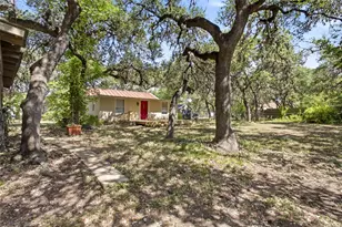 606 Harmons Way, San Marcos, TX 78666 - Photo 4