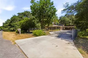 606 Harmons Way, San Marcos, TX 78666 - Photo 30